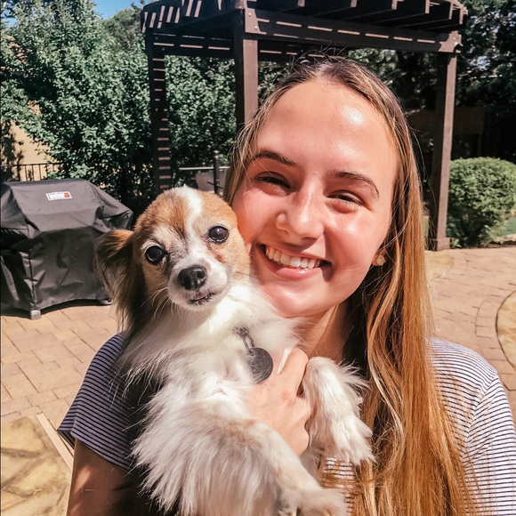 Meet your Posher, Shelby - Picture 2 of 4